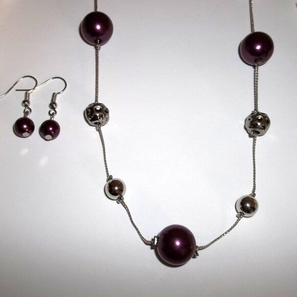 Eggplant Purple Faux Pearl Jewelry Set Long Necklace Earrings Set Lot Pair D183 - Picture 1 of 7